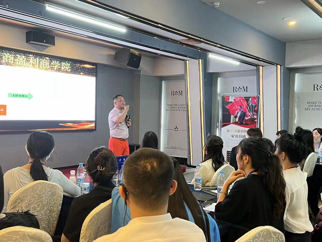 贺州市美妆企业投资咨询(美妆企业投资咨询方案)